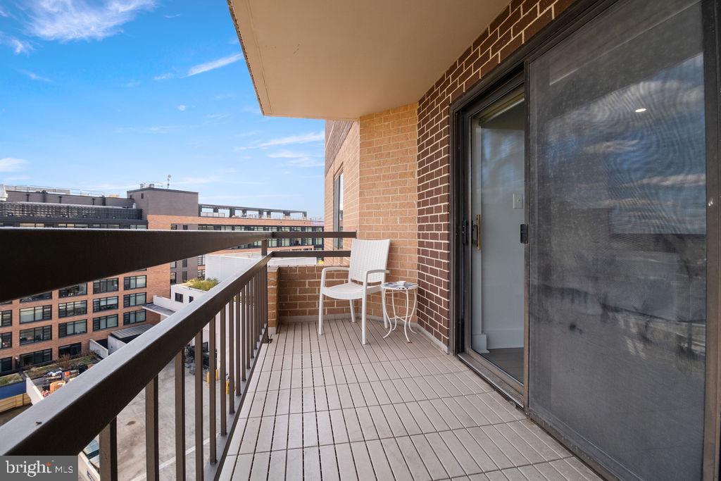 2111 WISCONSIN AVE NW #PH8, WASHINGTON, District Of Columbia 20007, 2 Bedrooms Bedrooms, 8 Rooms Rooms,2 BathroomsBathrooms,Residential,For sale,2111 WISCONSIN AVE NW #PH8,DCDC2229744 MLS # DCDC2229744