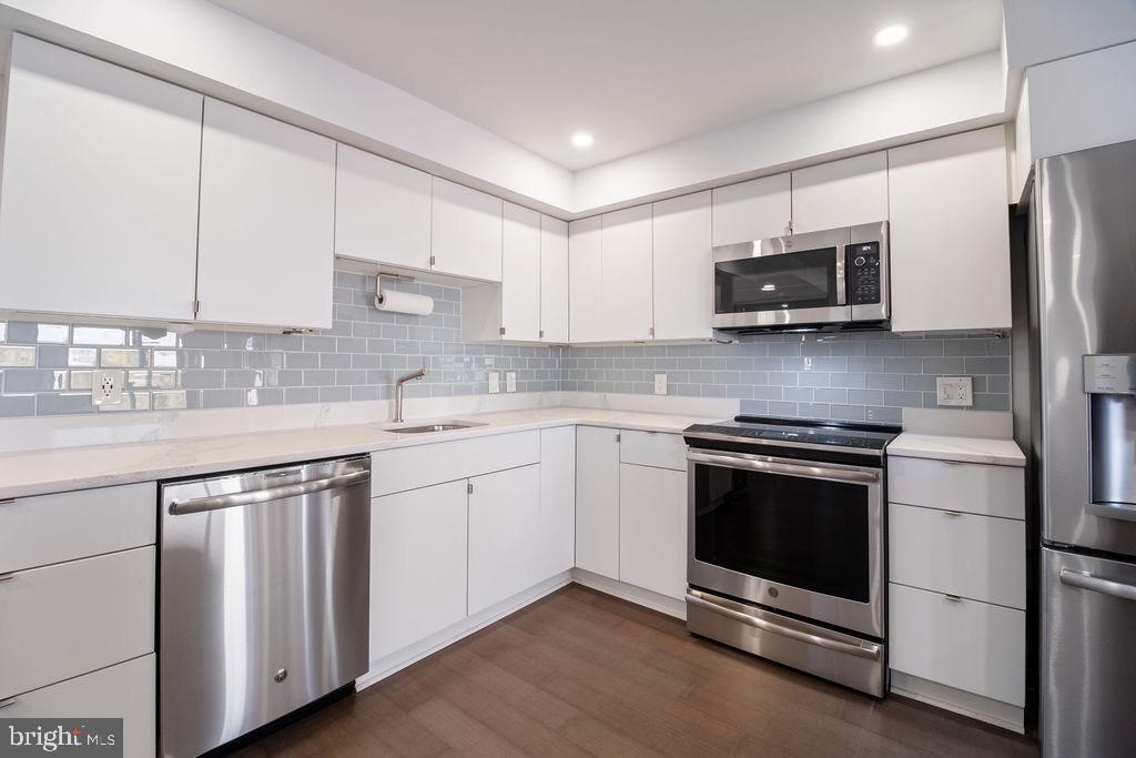 2111 WISCONSIN AVE NW #PH8, WASHINGTON, District Of Columbia 20007, 2 Bedrooms Bedrooms, 8 Rooms Rooms,2 BathroomsBathrooms,Residential,For sale,2111 WISCONSIN AVE NW #PH8,DCDC2229744 MLS # DCDC2229744