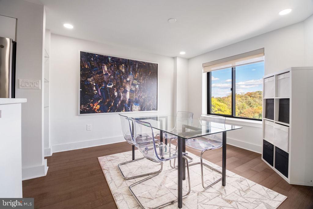 2111 WISCONSIN AVE NW #PH8, WASHINGTON, District Of Columbia 20007, 2 Bedrooms Bedrooms, 8 Rooms Rooms,2 BathroomsBathrooms,Residential,For sale,2111 WISCONSIN AVE NW #PH8,DCDC2229744 MLS # DCDC2229744