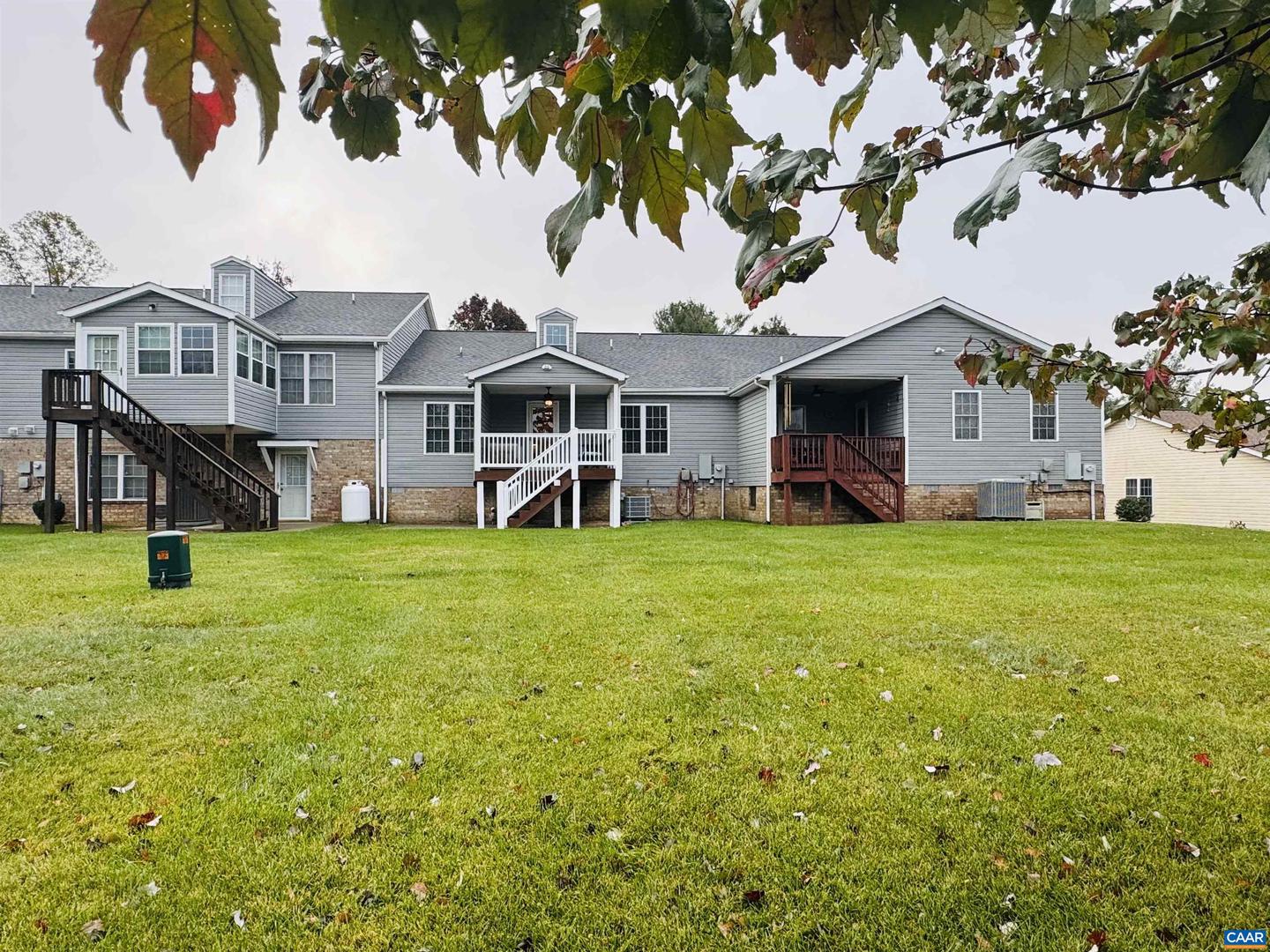 30 NEW BRUNSWICK RD, FISHERSVILLE, Virginia 22939, 3 Bedrooms Bedrooms, ,3 BathroomsBathrooms,Residential,For sale,30 NEW BRUNSWICK RD,670586 MLS # 670586