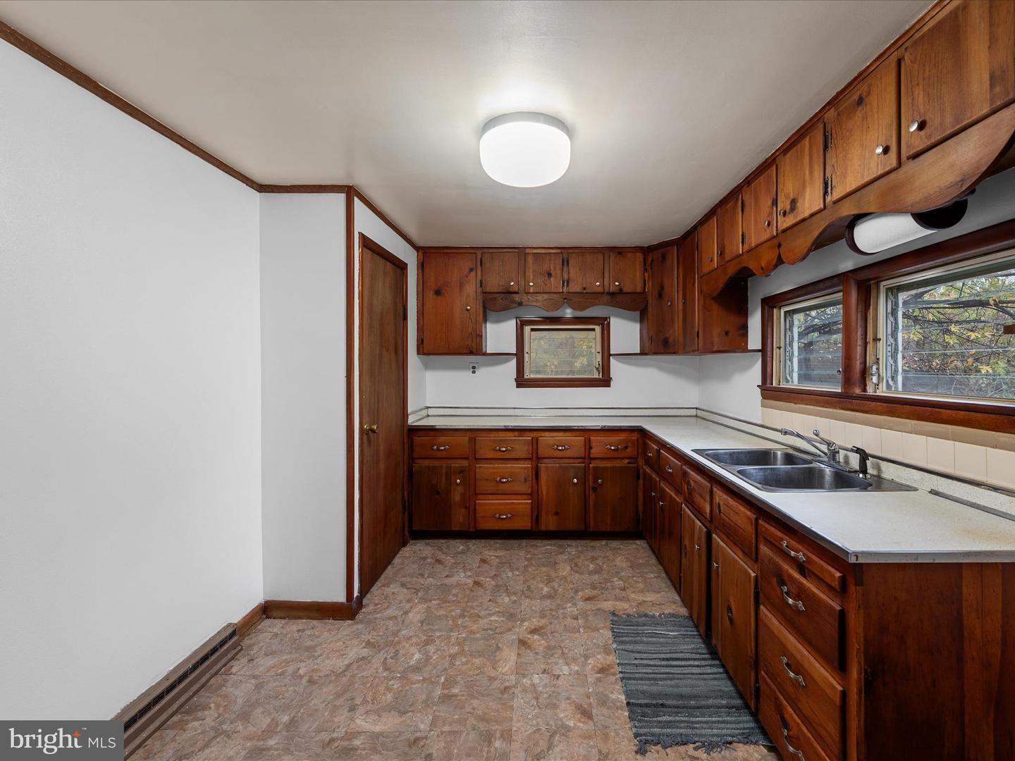 724 JORDAN SPRINGS RD, STEPHENSON, Virginia 22656, 3 Bedrooms Bedrooms, ,1 BathroomBathrooms,Residential,For sale,724 JORDAN SPRINGS RD,VAFV2037778 MLS # VAFV2037778