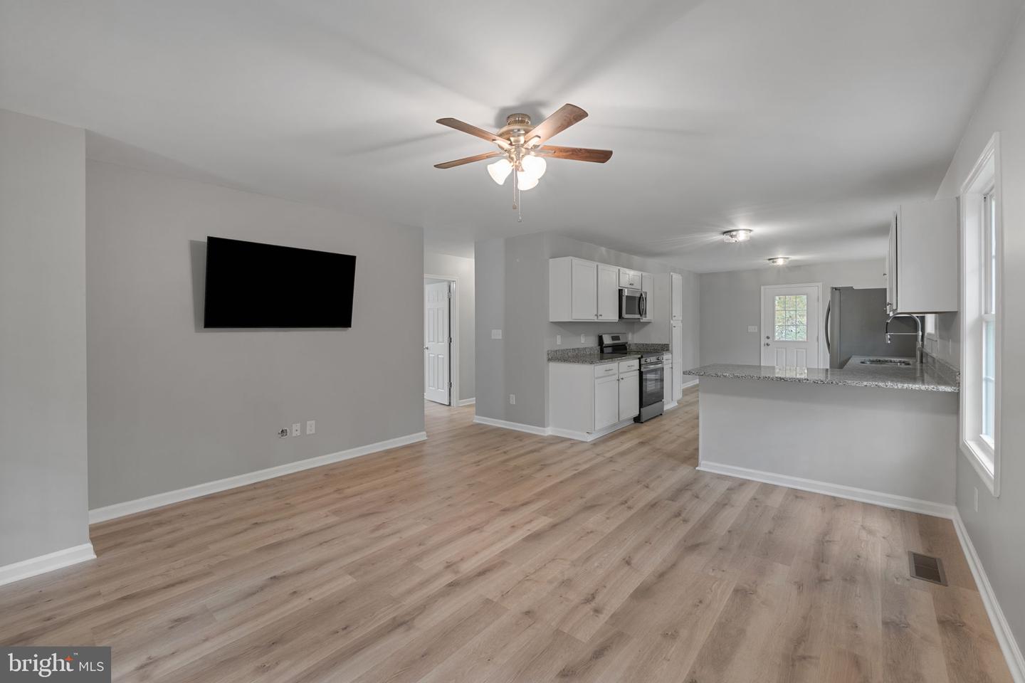 18 ELLIS LN, LOUISA, Virginia 23093, 3 Bedrooms Bedrooms, ,2 BathroomsBathrooms,Residential,For sale,18 ELLIS LN,VALA2008814 MLS # VALA2008814