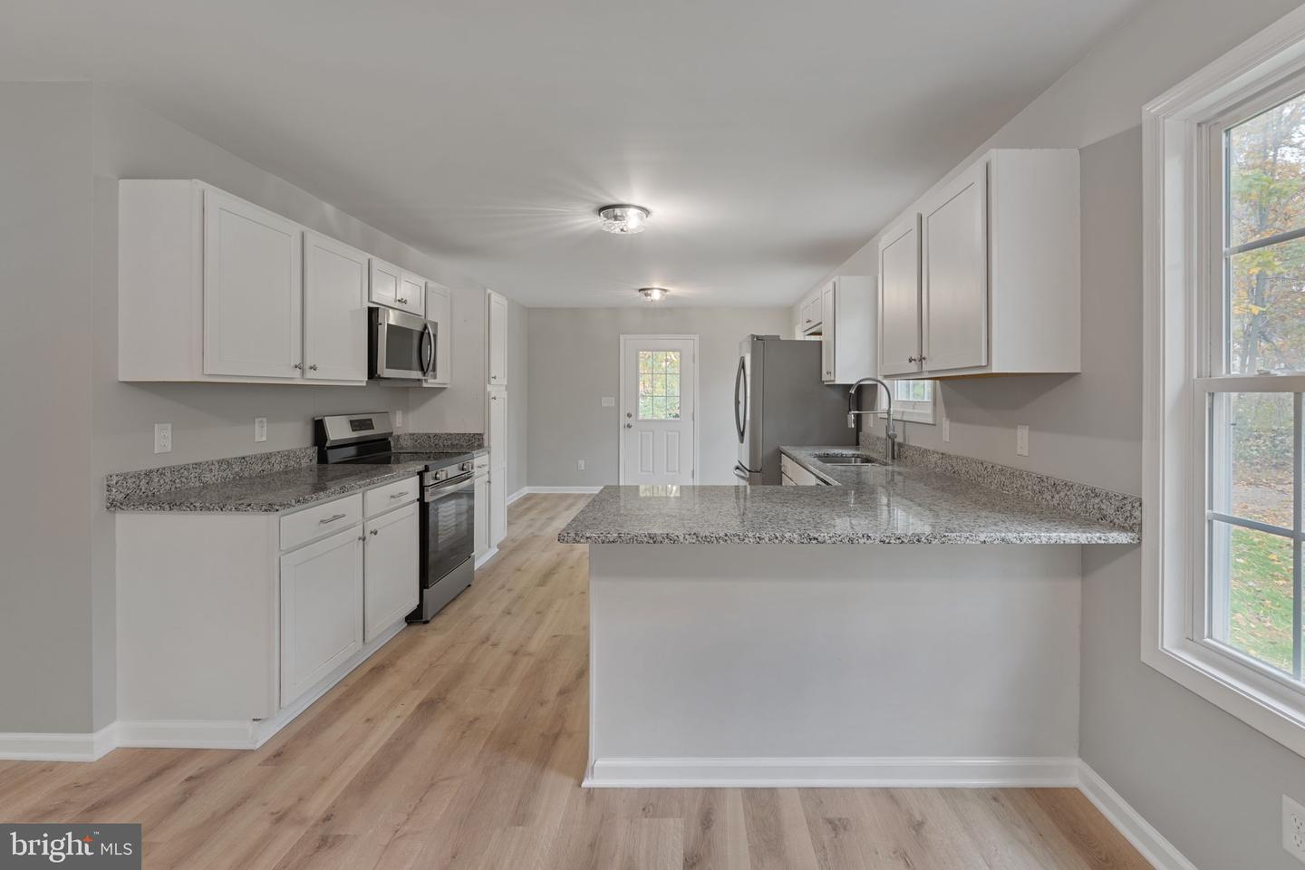 18 ELLIS LN, LOUISA, Virginia 23093, 3 Bedrooms Bedrooms, ,2 BathroomsBathrooms,Residential,For sale,18 ELLIS LN,VALA2008814 MLS # VALA2008814