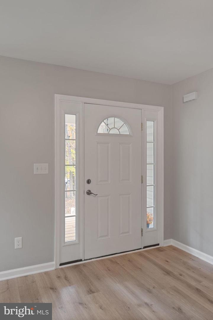 18 ELLIS LN, LOUISA, Virginia 23093, 3 Bedrooms Bedrooms, ,2 BathroomsBathrooms,Residential,For sale,18 ELLIS LN,VALA2008814 MLS # VALA2008814