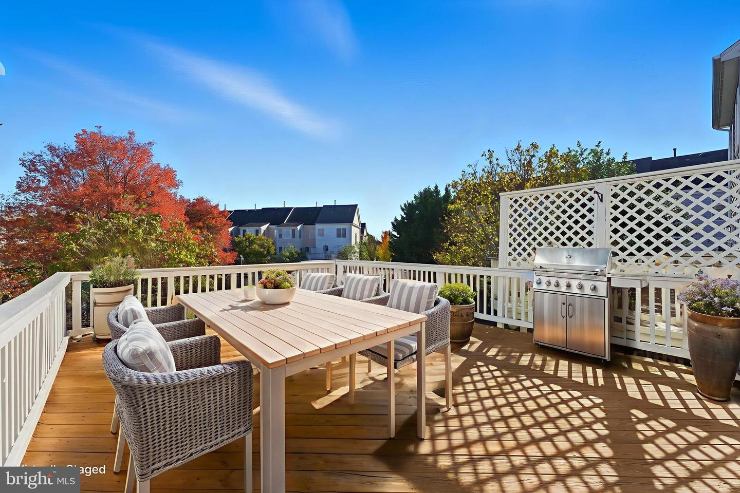 6165 MYRADALE WAY, HAYMARKET, Virginia 20169, 3 Bedrooms Bedrooms, 6 Rooms Rooms,2 BathroomsBathrooms,Residential,For sale,6165 MYRADALE WAY,VAPW2106958 MLS # VAPW2106958