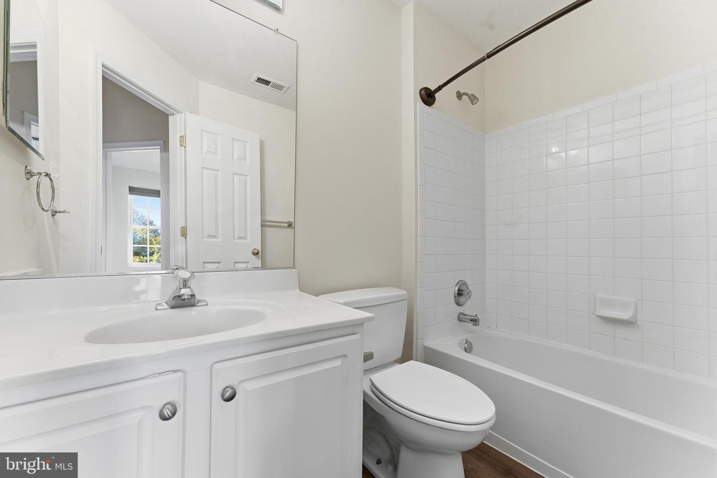 6165 MYRADALE WAY, HAYMARKET, Virginia 20169, 3 Bedrooms Bedrooms, 6 Rooms Rooms,2 BathroomsBathrooms,Residential,For sale,6165 MYRADALE WAY,VAPW2106958 MLS # VAPW2106958