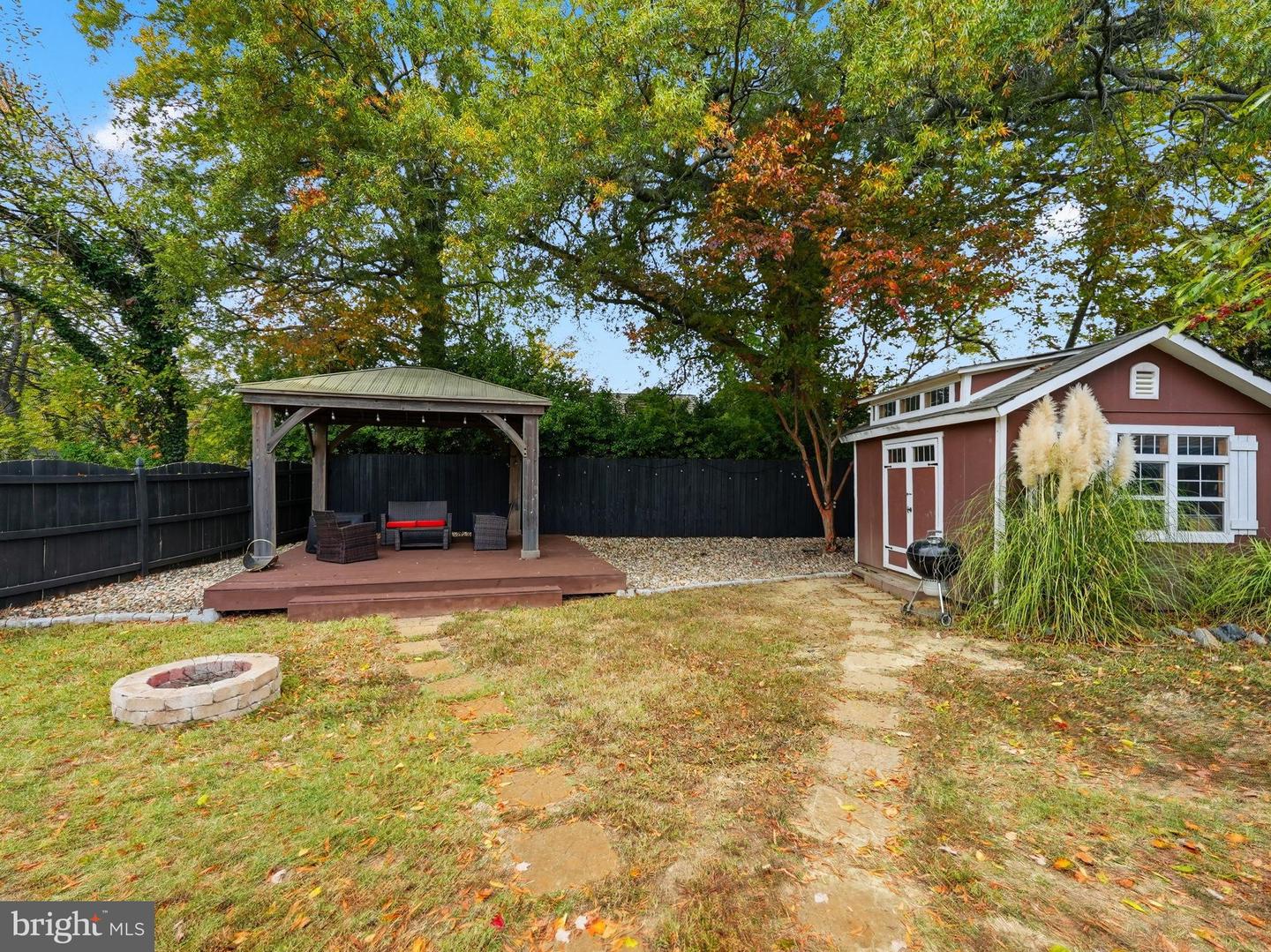 1215 SEACOBECK ST, FREDERICKSBURG, Virginia 22401, 2 Bedrooms Bedrooms, 4 Rooms Rooms,2 BathroomsBathrooms,Residential,For sale,1215 SEACOBECK ST,VAFB2009218 MLS # VAFB2009218