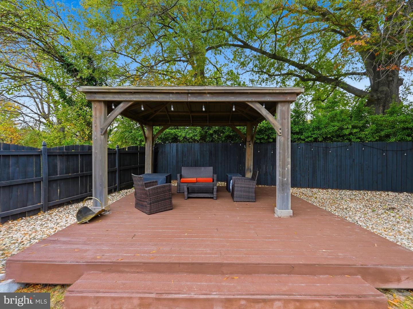 1215 SEACOBECK ST, FREDERICKSBURG, Virginia 22401, 2 Bedrooms Bedrooms, 4 Rooms Rooms,2 BathroomsBathrooms,Residential,For sale,1215 SEACOBECK ST,VAFB2009218 MLS # VAFB2009218