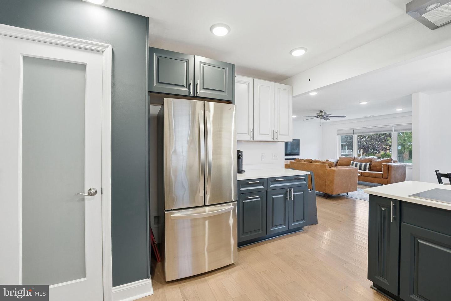 1215 SEACOBECK ST, FREDERICKSBURG, Virginia 22401, 2 Bedrooms Bedrooms, 4 Rooms Rooms,2 BathroomsBathrooms,Residential,For sale,1215 SEACOBECK ST,VAFB2009218 MLS # VAFB2009218