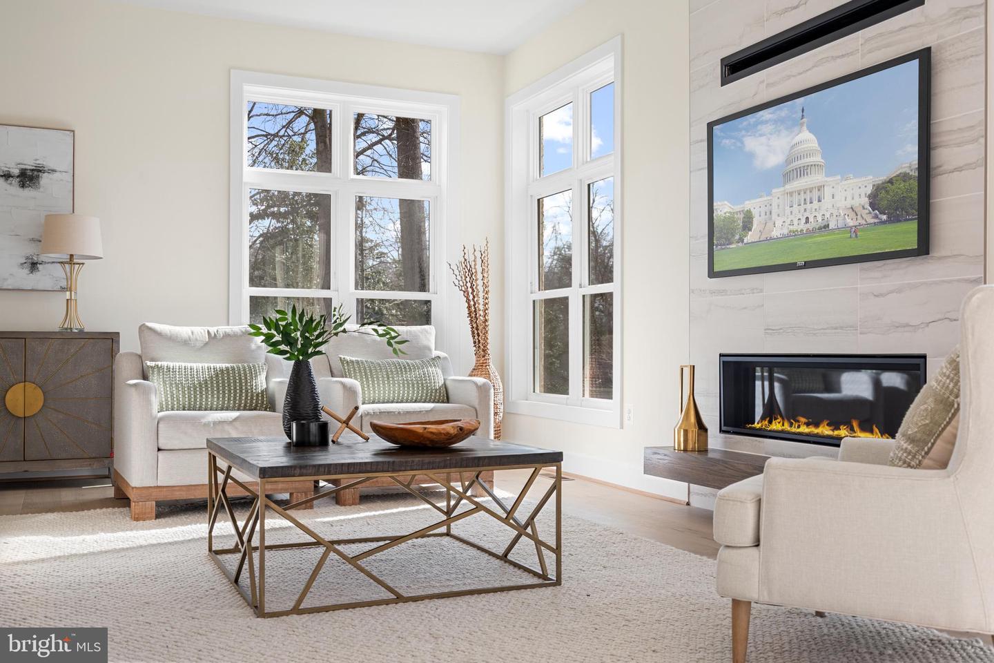 8619 REDWOOD, VIENNA, Virginia 22180, 5 Bedrooms Bedrooms, ,4 BathroomsBathrooms,Residential,For sale,8619 REDWOOD,VAFX2277114 MLS # VAFX2277114