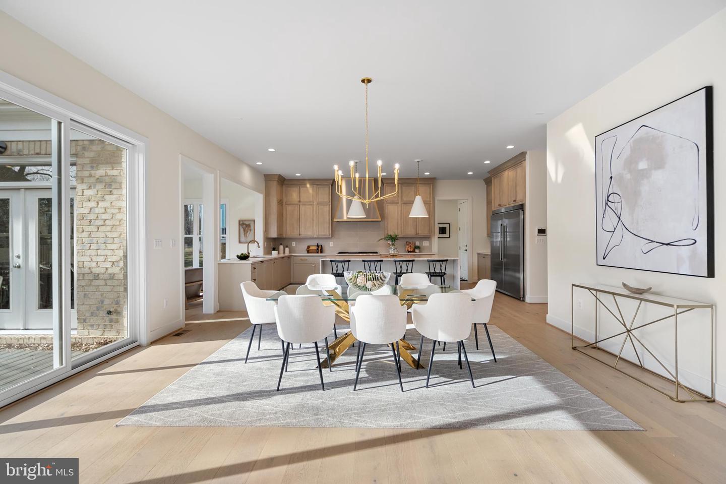 8619 REDWOOD, VIENNA, Virginia 22180, 5 Bedrooms Bedrooms, ,4 BathroomsBathrooms,Residential,For sale,8619 REDWOOD,VAFX2277114 MLS # VAFX2277114