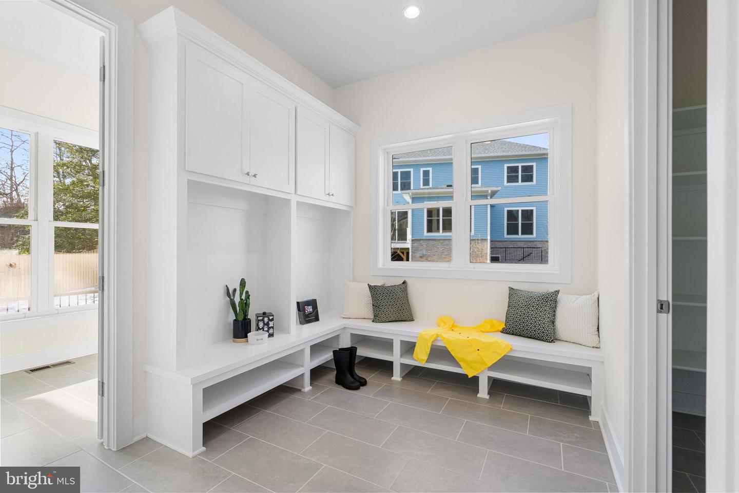 8619 REDWOOD, VIENNA, Virginia 22180, 5 Bedrooms Bedrooms, ,4 BathroomsBathrooms,Residential,For sale,8619 REDWOOD,VAFX2277114 MLS # VAFX2277114