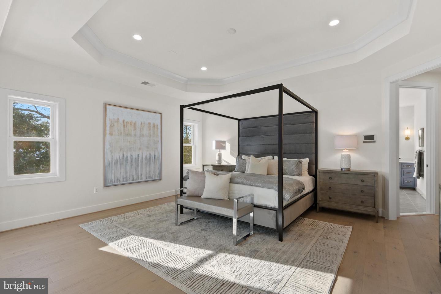 8619 REDWOOD, VIENNA, Virginia 22180, 5 Bedrooms Bedrooms, ,4 BathroomsBathrooms,Residential,For sale,8619 REDWOOD,VAFX2277114 MLS # VAFX2277114