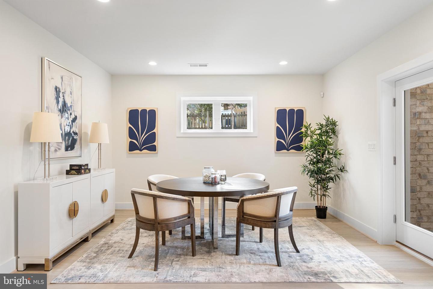 8619 REDWOOD, VIENNA, Virginia 22180, 5 Bedrooms Bedrooms, ,4 BathroomsBathrooms,Residential,For sale,8619 REDWOOD,VAFX2277114 MLS # VAFX2277114