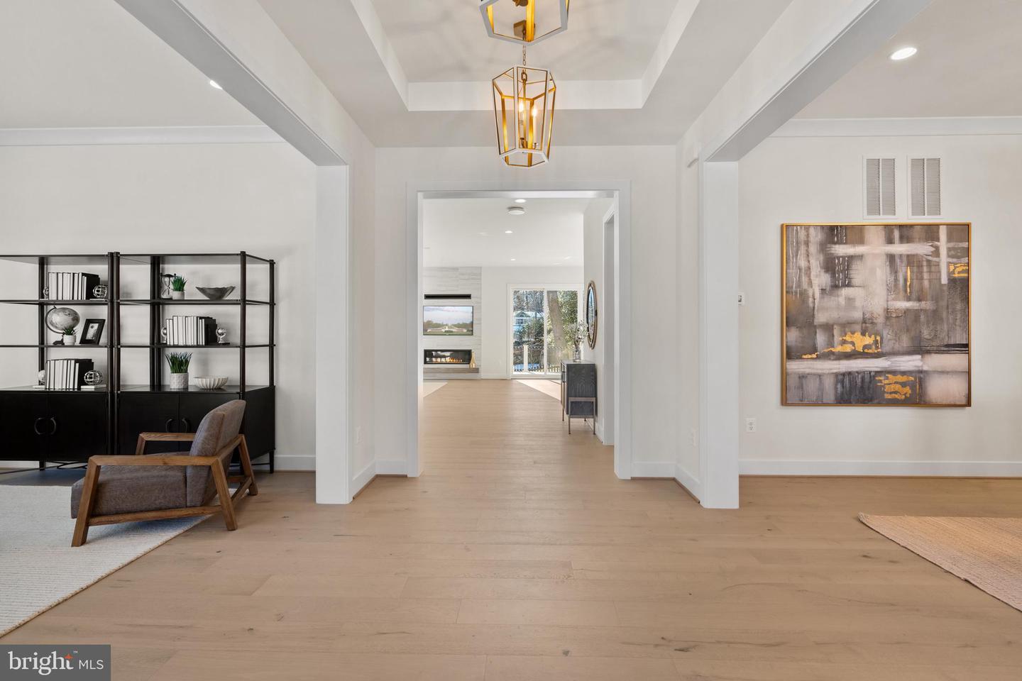 8619 REDWOOD, VIENNA, Virginia 22180, 5 Bedrooms Bedrooms, ,4 BathroomsBathrooms,Residential,For sale,8619 REDWOOD,VAFX2277114 MLS # VAFX2277114