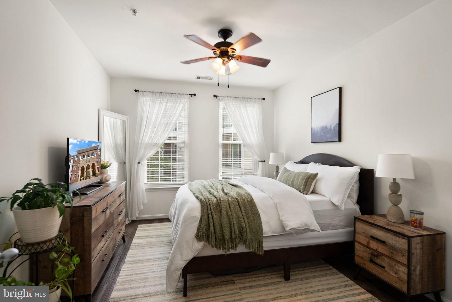 2465 ARMY NAVY DR #204, ARLINGTON, Virginia 22206, 1 Bedroom Bedrooms, ,1 BathroomBathrooms,Residential,For sale,2465 ARMY NAVY DR #204,VAAR2065592 MLS # VAAR2065592