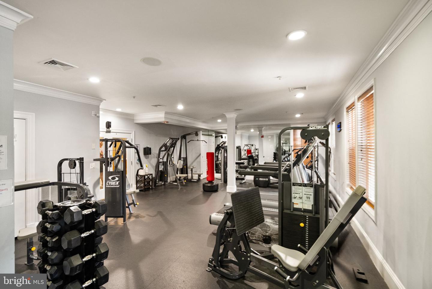 2465 ARMY NAVY DR #204, ARLINGTON, Virginia 22206, 1 Bedroom Bedrooms, ,1 BathroomBathrooms,Residential,For sale,2465 ARMY NAVY DR #204,VAAR2065592 MLS # VAAR2065592