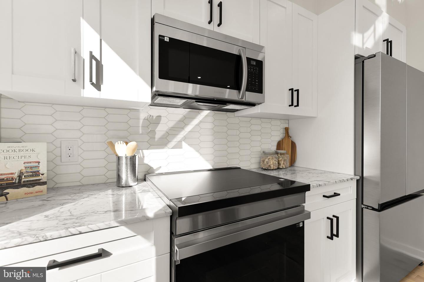 2606 41ST ST NW #PH, WASHINGTON, District Of Columbia 20007, 2 Bedrooms Bedrooms, ,2 BathroomsBathrooms,Residential,For sale,2606 41ST ST NW #PH,DCDC2229812 MLS # DCDC2229812