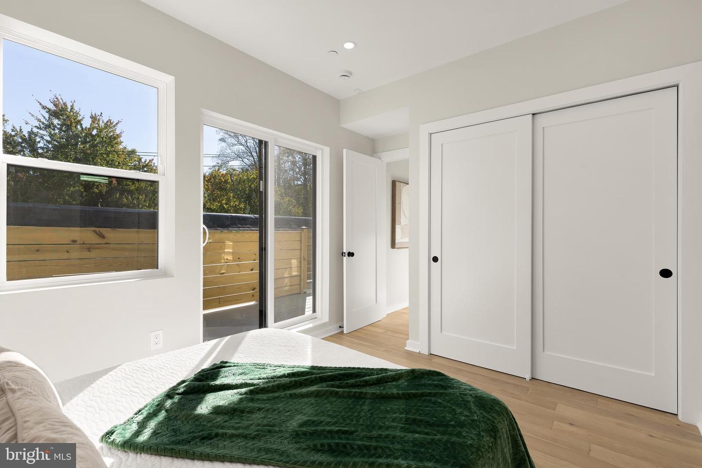 2606 41ST ST NW #PH, WASHINGTON, District Of Columbia 20007, 2 Bedrooms Bedrooms, ,2 BathroomsBathrooms,Residential,For sale,2606 41ST ST NW #PH,DCDC2229812 MLS # DCDC2229812