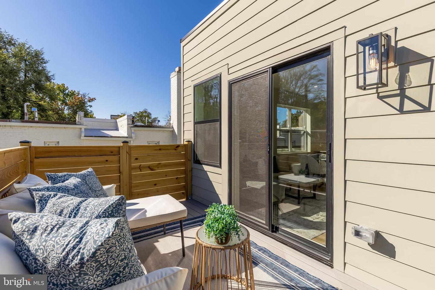 2606 41ST ST NW #PH, WASHINGTON, District Of Columbia 20007, 2 Bedrooms Bedrooms, ,2 BathroomsBathrooms,Residential,For sale,2606 41ST ST NW #PH,DCDC2229812 MLS # DCDC2229812