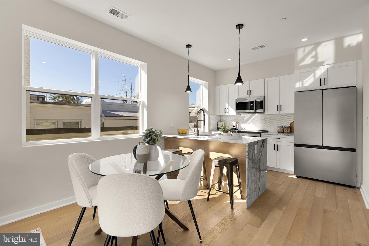 2606 41ST ST NW #PH, WASHINGTON, District Of Columbia 20007, 2 Bedrooms Bedrooms, ,2 BathroomsBathrooms,Residential,For sale,2606 41ST ST NW #PH,DCDC2229812 MLS # DCDC2229812