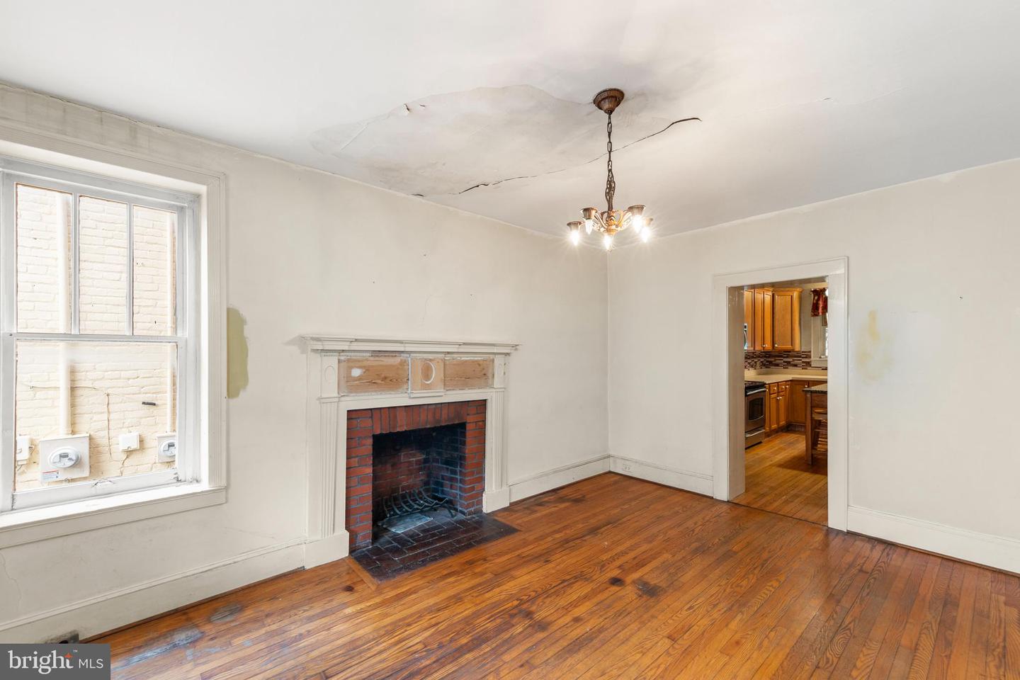 5342 MAIN ST, STEPHENS CITY, Virginia 22655, 5 Bedrooms Bedrooms, ,1 BathroomBathrooms,Residential,For sale,5342 MAIN ST,VAFV2033442 MLS # VAFV2033442