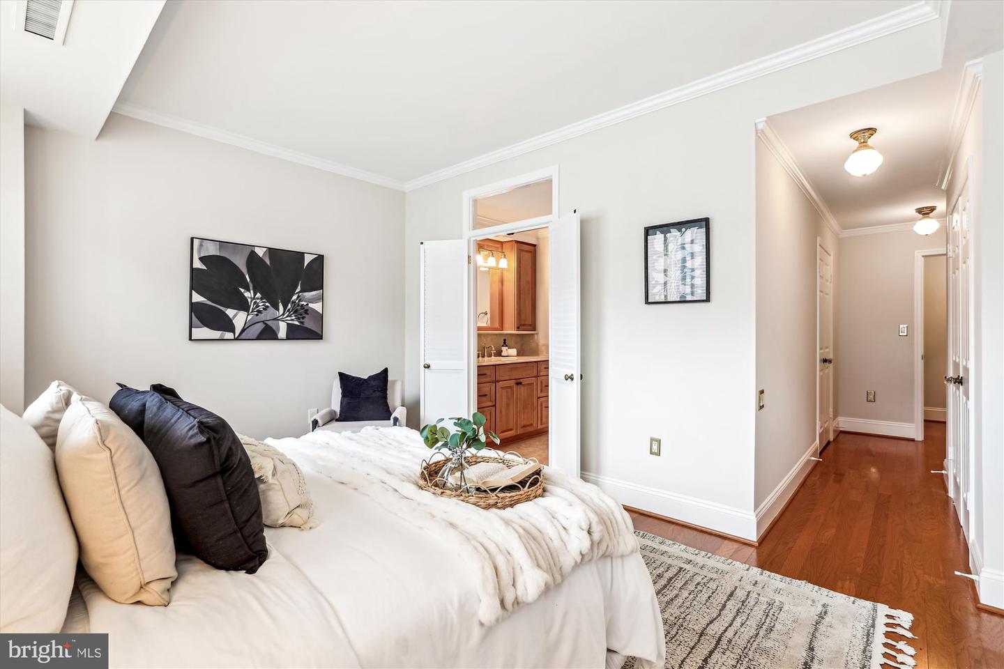 955 26TH ST NW #512, WASHINGTON, District Of Columbia 20037, 2 Bedrooms Bedrooms, ,2 BathroomsBathrooms,Residential,For sale,955 26TH ST NW #512,DCDC2203004 MLS # DCDC2203004