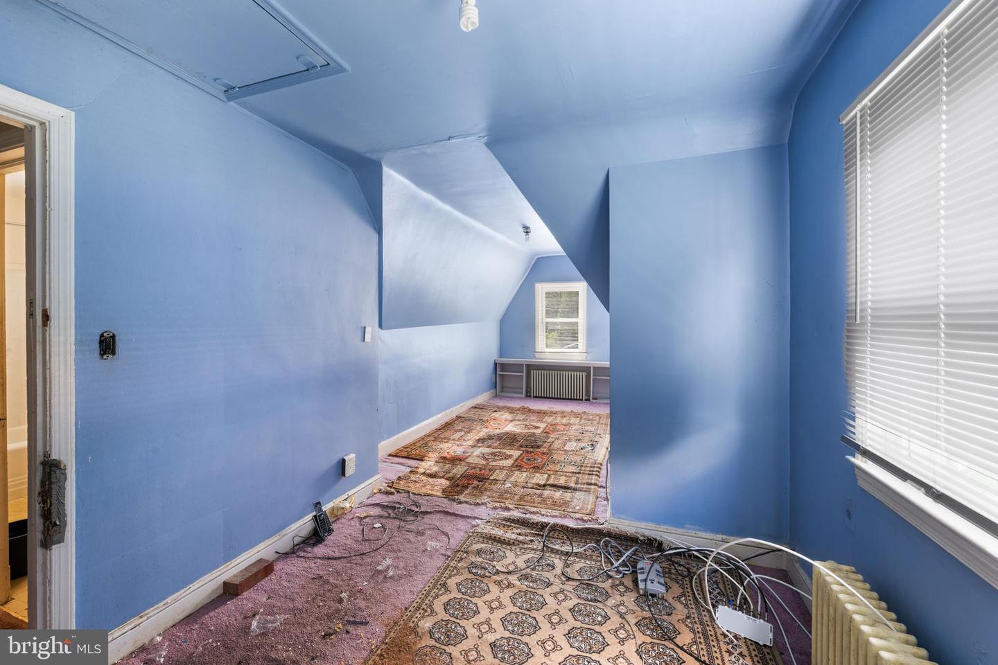 2401 RIDGE ROAD DR, ALEXANDRIA, Virginia 22302, 4 Bedrooms Bedrooms, ,2 BathroomsBathrooms,Residential,For sale,2401 RIDGE ROAD DR,VAAX2046454 MLS # VAAX2046454