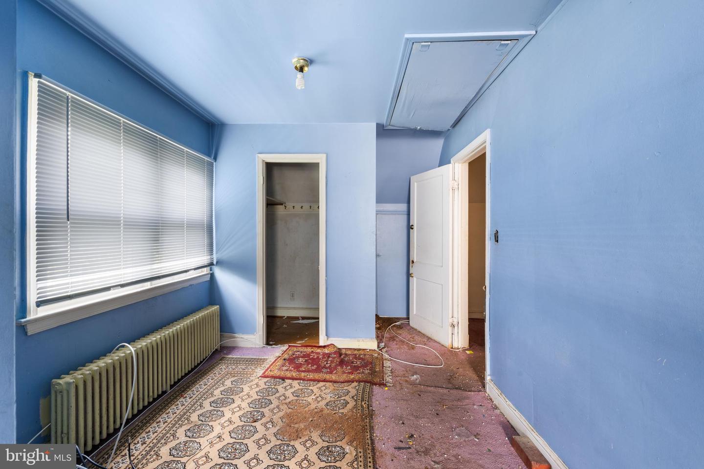 2401 RIDGE ROAD DR, ALEXANDRIA, Virginia 22302, 4 Bedrooms Bedrooms, ,2 BathroomsBathrooms,Residential,For sale,2401 RIDGE ROAD DR,VAAX2046454 MLS # VAAX2046454