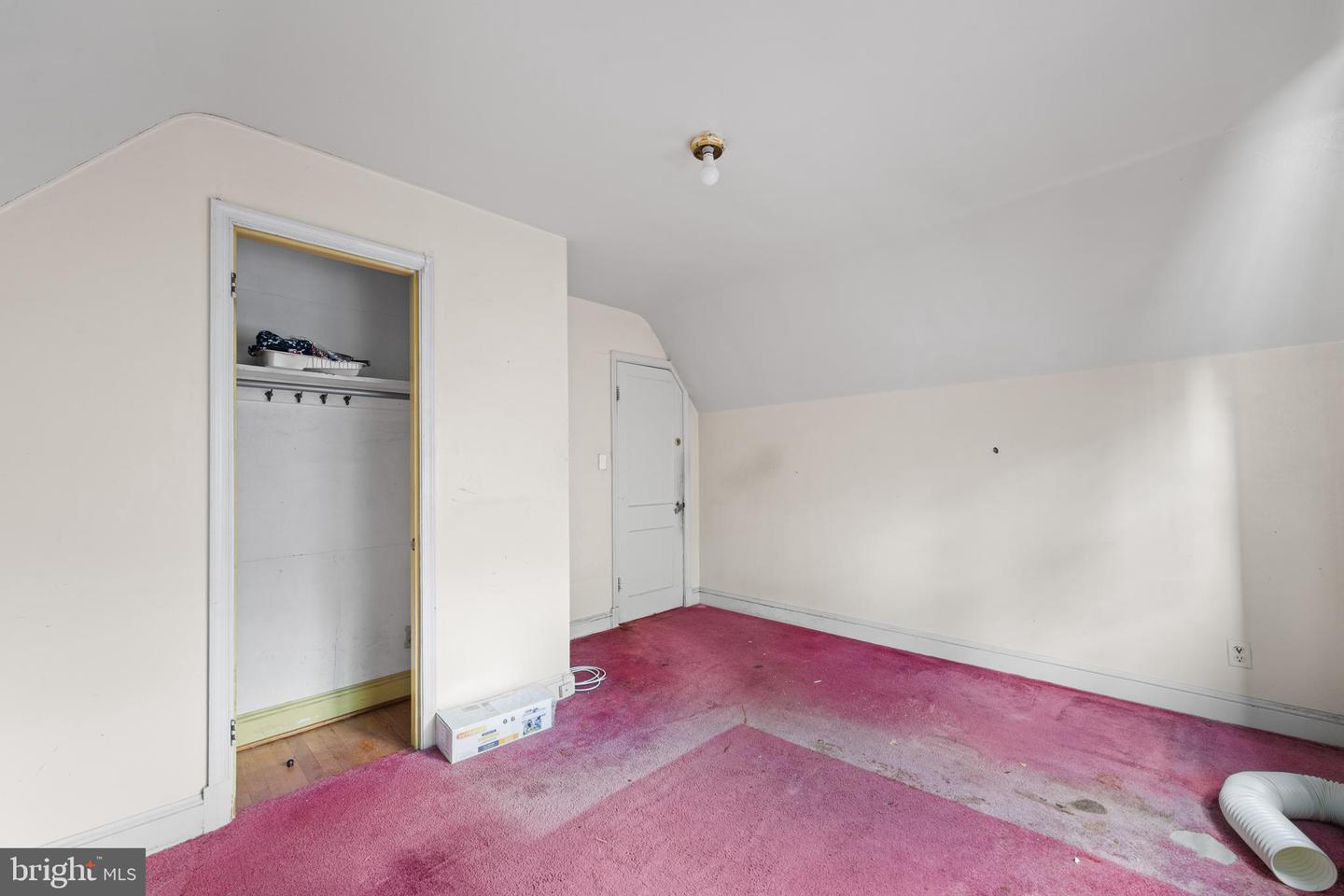 2401 RIDGE ROAD DR, ALEXANDRIA, Virginia 22302, 4 Bedrooms Bedrooms, ,2 BathroomsBathrooms,Residential,For sale,2401 RIDGE ROAD DR,VAAX2046454 MLS # VAAX2046454