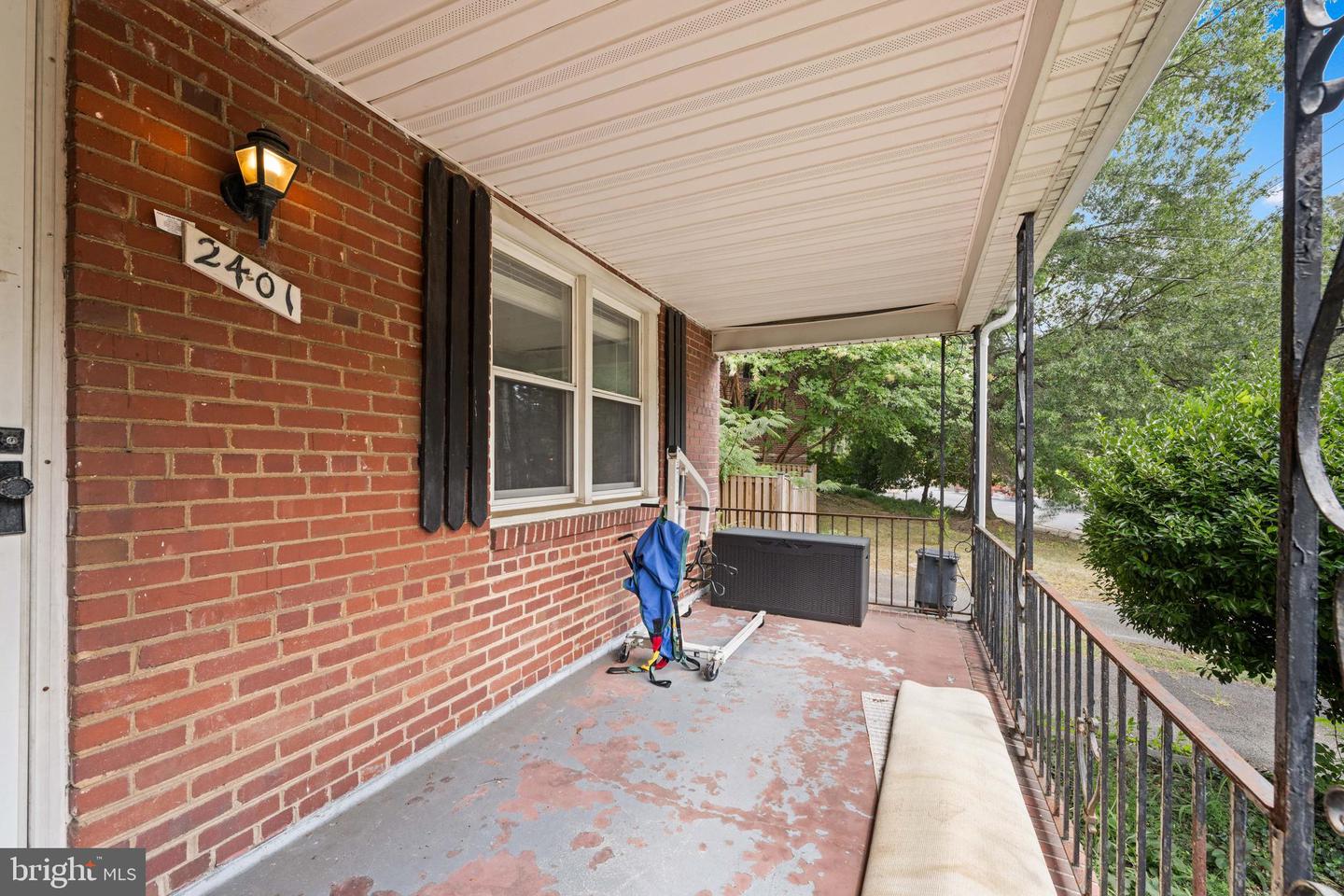 2401 RIDGE ROAD DR, ALEXANDRIA, Virginia 22302, 4 Bedrooms Bedrooms, ,2 BathroomsBathrooms,Residential,For sale,2401 RIDGE ROAD DR,VAAX2046454 MLS # VAAX2046454