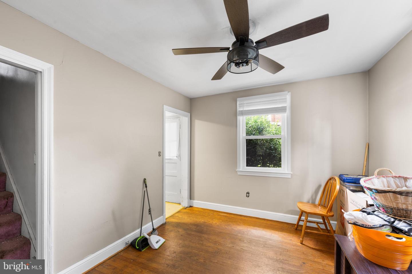 2401 RIDGE ROAD DR, ALEXANDRIA, Virginia 22302, 4 Bedrooms Bedrooms, ,2 BathroomsBathrooms,Residential,For sale,2401 RIDGE ROAD DR,VAAX2046454 MLS # VAAX2046454