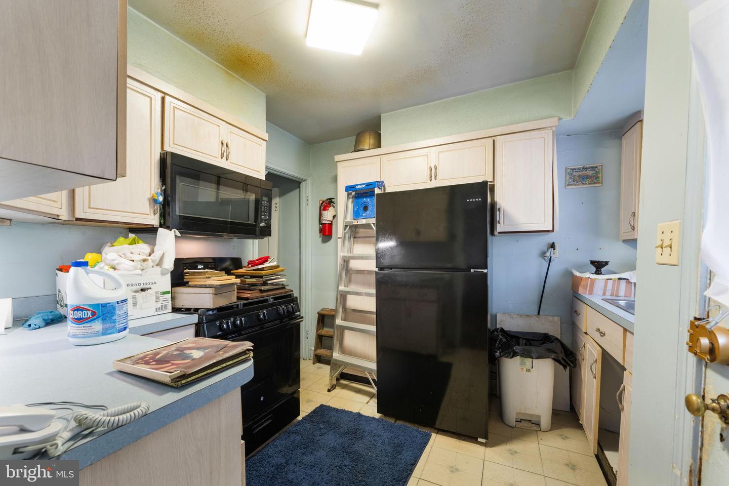 2401 RIDGE ROAD DR, ALEXANDRIA, Virginia 22302, 4 Bedrooms Bedrooms, ,2 BathroomsBathrooms,Residential,For sale,2401 RIDGE ROAD DR,VAAX2046454 MLS # VAAX2046454