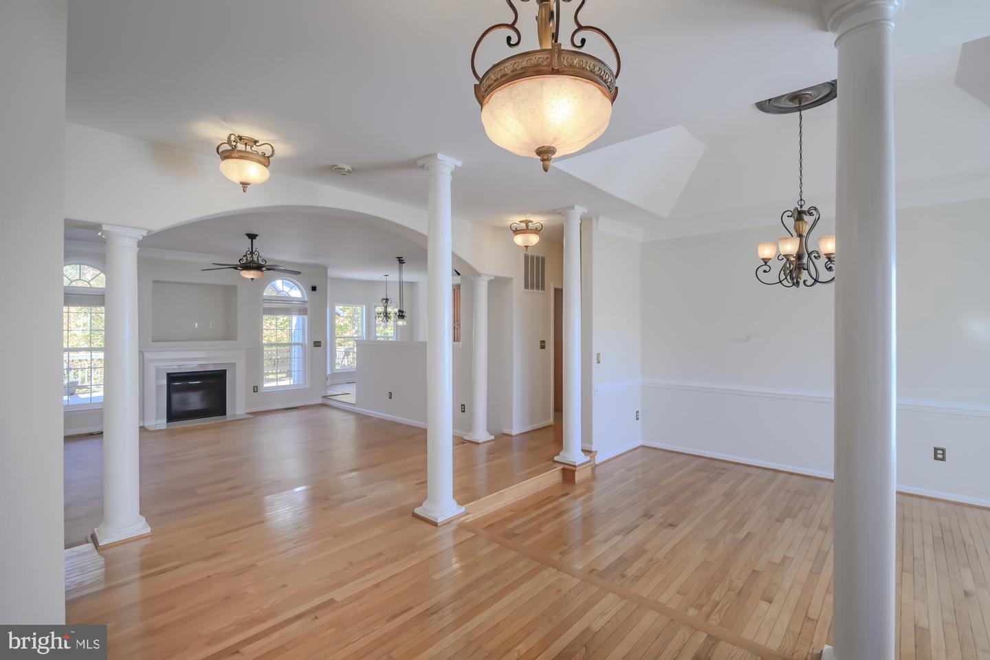 39 RIVER RIDGE LN, FREDERICKSBURG, Virginia 22406, 5 Bedrooms Bedrooms, ,4 BathroomsBathrooms,Residential,For sale,39 RIVER RIDGE LN,VAST2040254 MLS # VAST2040254