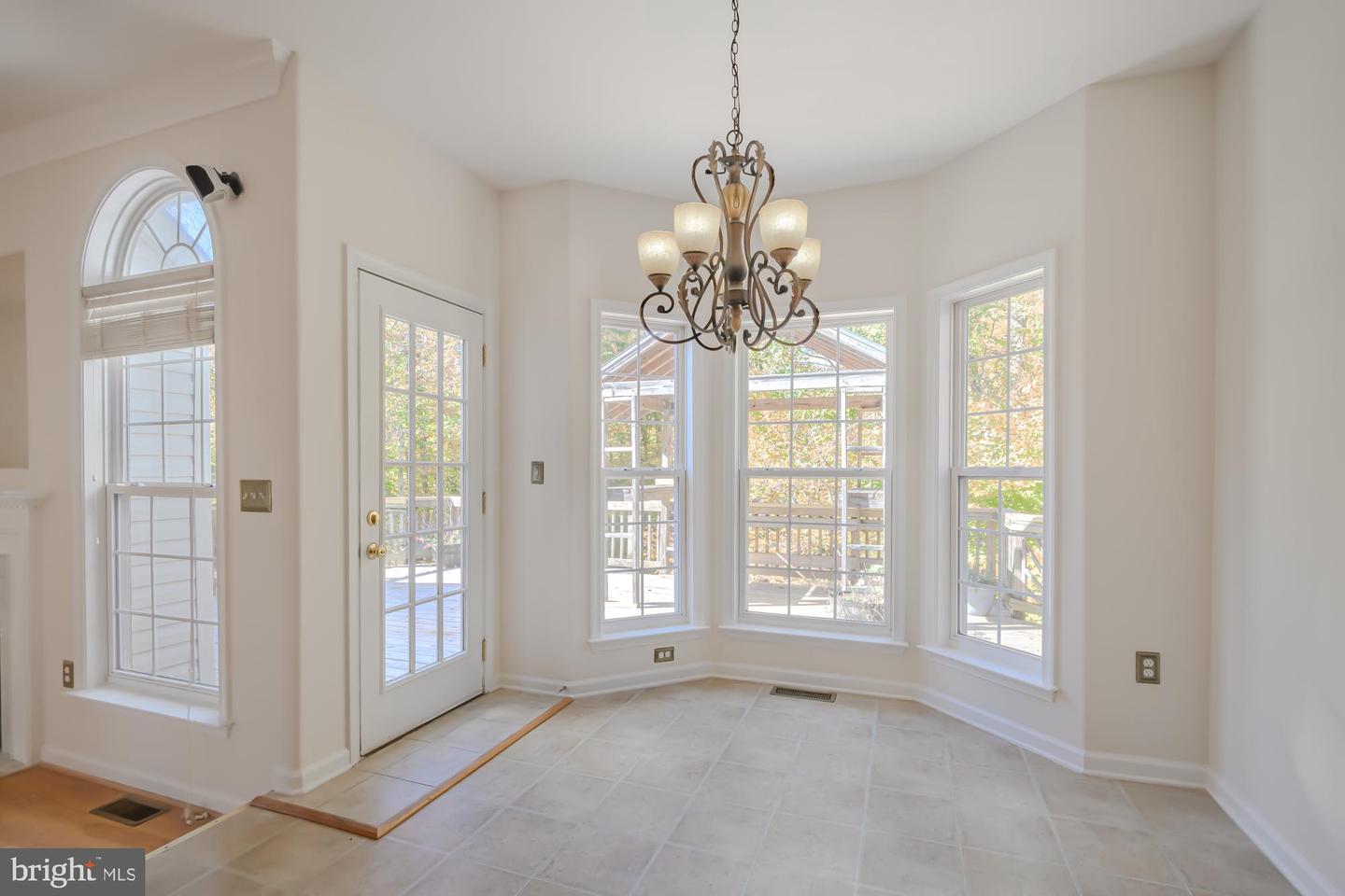 39 RIVER RIDGE LN, FREDERICKSBURG, Virginia 22406, 5 Bedrooms Bedrooms, ,4 BathroomsBathrooms,Residential,For sale,39 RIVER RIDGE LN,VAST2040254 MLS # VAST2040254