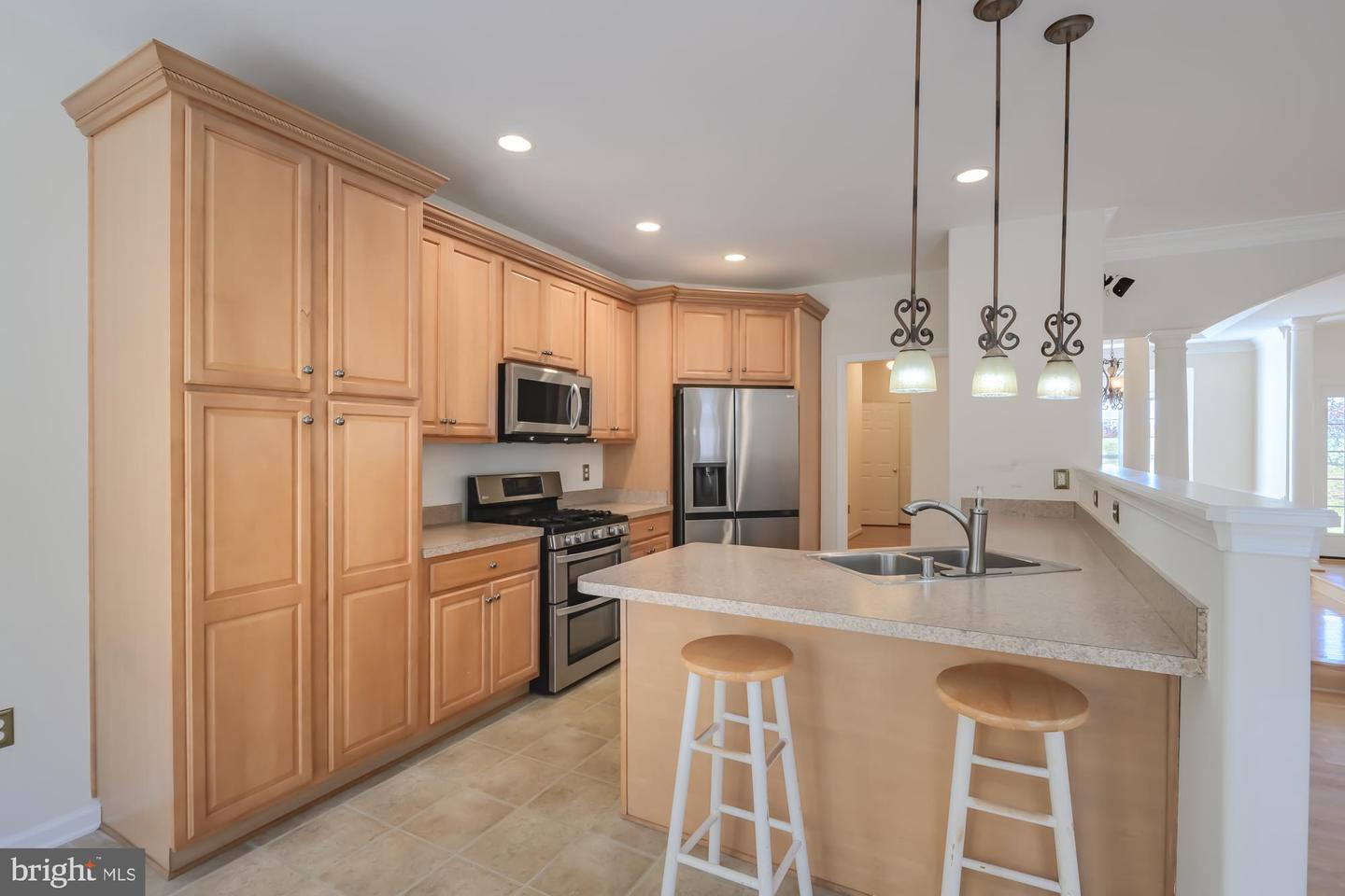 39 RIVER RIDGE LN, FREDERICKSBURG, Virginia 22406, 5 Bedrooms Bedrooms, ,4 BathroomsBathrooms,Residential,For sale,39 RIVER RIDGE LN,VAST2040254 MLS # VAST2040254