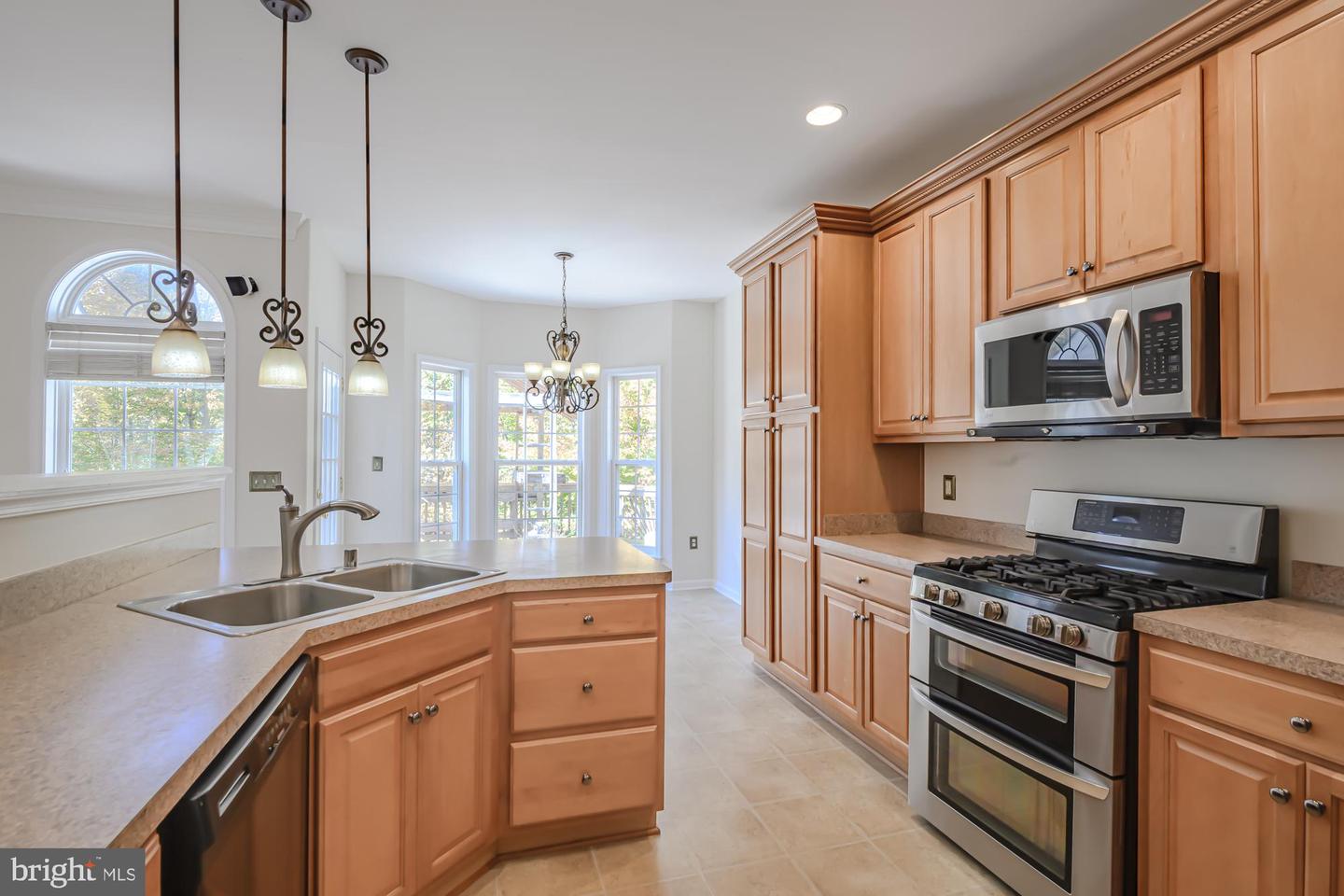 39 RIVER RIDGE LN, FREDERICKSBURG, Virginia 22406, 5 Bedrooms Bedrooms, ,4 BathroomsBathrooms,Residential,For sale,39 RIVER RIDGE LN,VAST2040254 MLS # VAST2040254