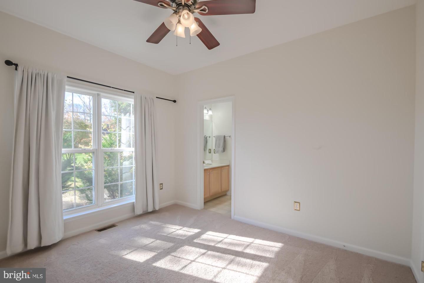 39 RIVER RIDGE LN, FREDERICKSBURG, Virginia 22406, 5 Bedrooms Bedrooms, ,4 BathroomsBathrooms,Residential,For sale,39 RIVER RIDGE LN,VAST2040254 MLS # VAST2040254 39 RIVER RIDGE LN, FREDERICKSBURG, Virginia 22406, 5 Bedrooms Bedrooms, ,4 BathroomsBathrooms,Residential,For sale,39 RIVER RIDGE LN,VAST2040254 MLS # VAST2040254