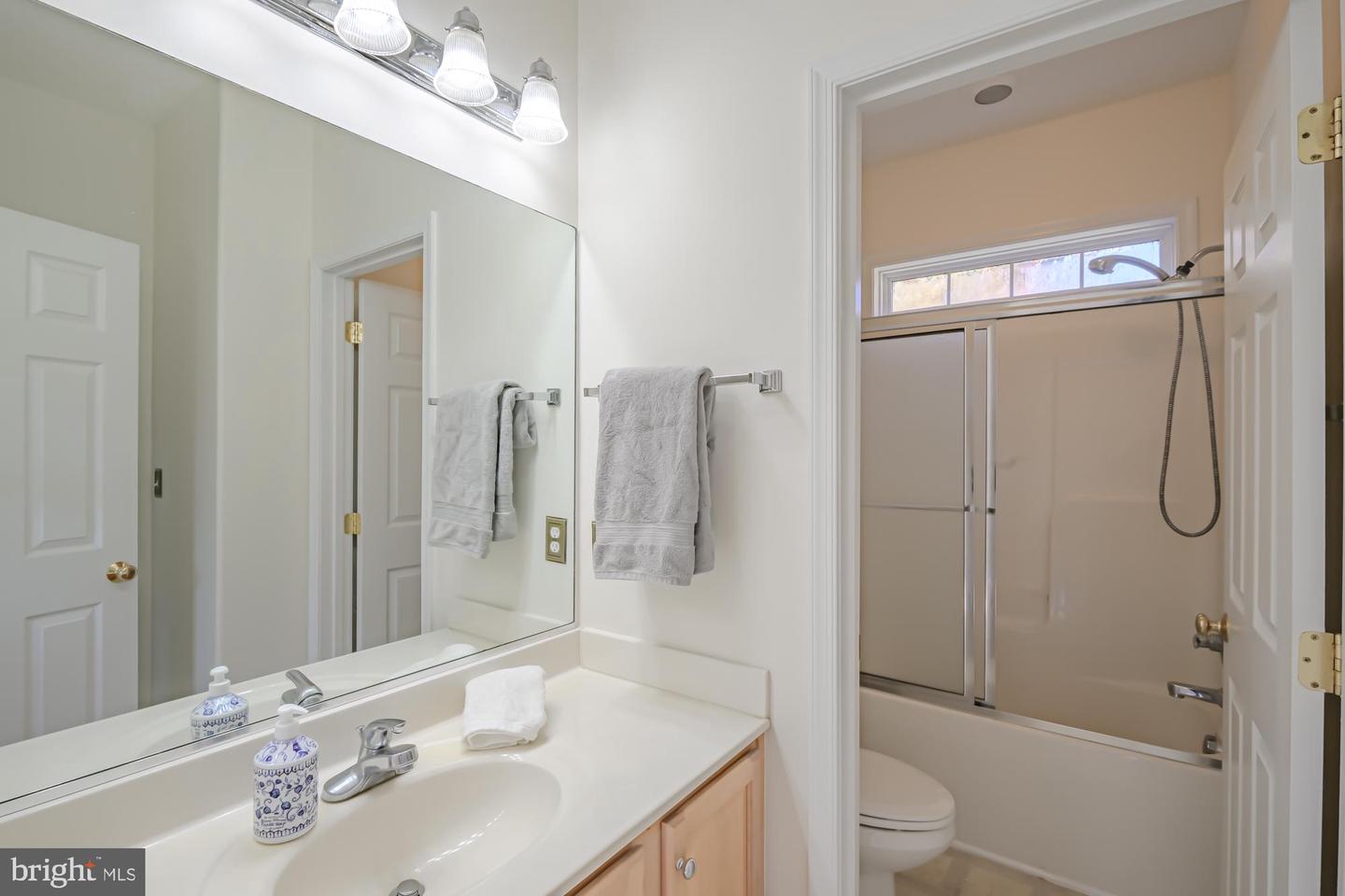 39 RIVER RIDGE LN, FREDERICKSBURG, Virginia 22406, 5 Bedrooms Bedrooms, ,4 BathroomsBathrooms,Residential,For sale,39 RIVER RIDGE LN,VAST2040254 MLS # VAST2040254 39 RIVER RIDGE LN, FREDERICKSBURG, Virginia 22406, 5 Bedrooms Bedrooms, ,4 BathroomsBathrooms,Residential,For sale,39 RIVER RIDGE LN,VAST2040254 MLS # VAST2040254