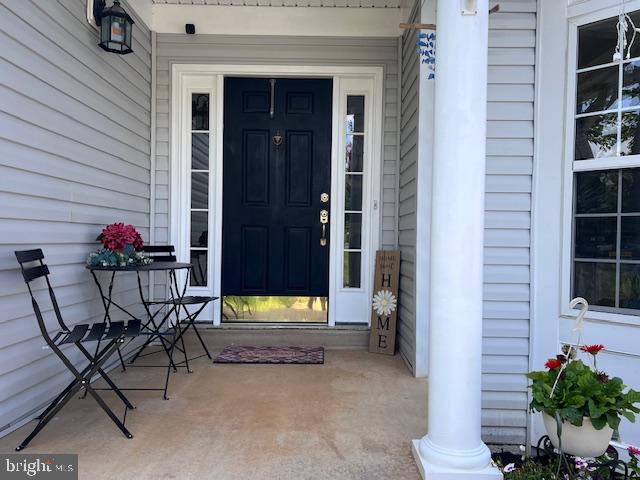 39 RIVER RIDGE LN, FREDERICKSBURG, Virginia 22406, 5 Bedrooms Bedrooms, ,4 BathroomsBathrooms,Residential,For sale,39 RIVER RIDGE LN,VAST2040254 MLS # VAST2040254