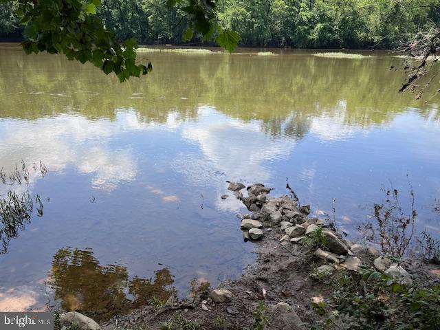 39 RIVER RIDGE LN, FREDERICKSBURG, Virginia 22406, 5 Bedrooms Bedrooms, ,4 BathroomsBathrooms,Residential,For sale,39 RIVER RIDGE LN,VAST2040254 MLS # VAST2040254 39 RIVER RIDGE LN, FREDERICKSBURG, Virginia 22406, 5 Bedrooms Bedrooms, ,4 BathroomsBathrooms,Residential,For sale,39 RIVER RIDGE LN,VAST2040254 MLS # VAST2040254