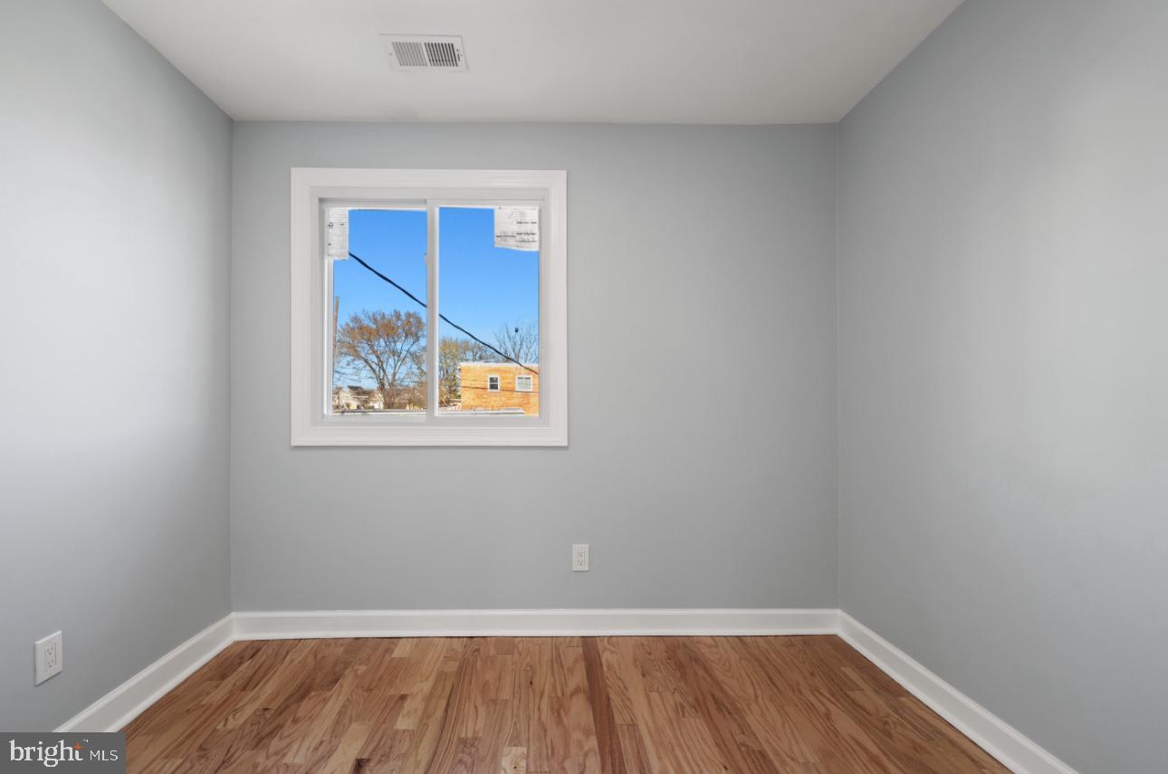 2236 15TH ST NE, WASHINGTON, District Of Columbia 20018, 4 Bedrooms Bedrooms, ,1 BathroomBathrooms,Residential,For sale,2236 15TH ST NE,DCDC2211126 MLS # DCDC2211126