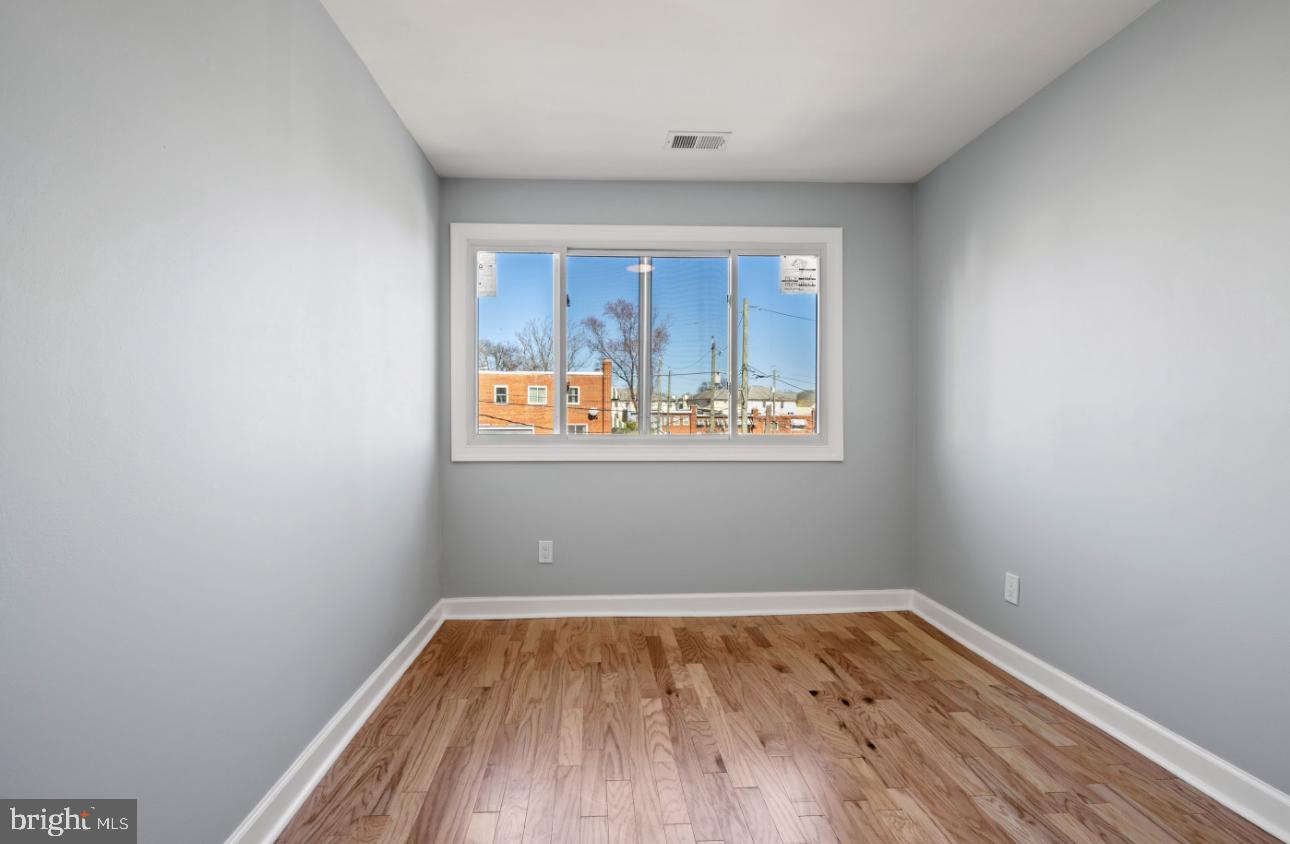 2236 15TH ST NE, WASHINGTON, District Of Columbia 20018, 4 Bedrooms Bedrooms, ,1 BathroomBathrooms,Residential,For sale,2236 15TH ST NE,DCDC2211126 MLS # DCDC2211126