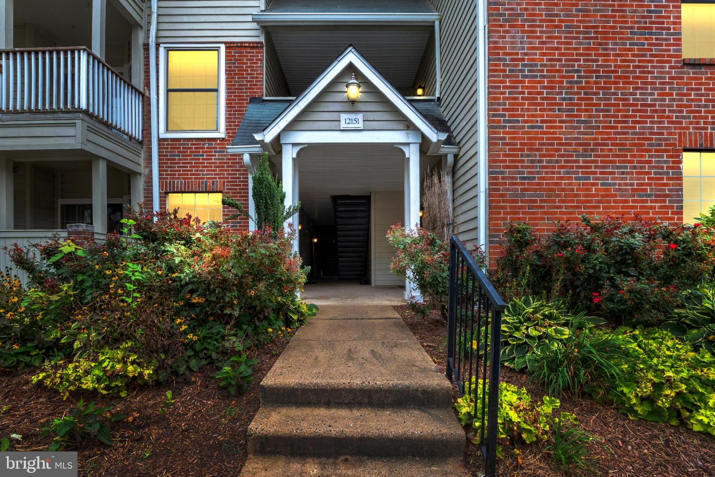 12151 PENDERVIEW LN #2005, FAIRFAX, Virginia 22033, 1 Bedroom Bedrooms, 9 Rooms Rooms,1 BathroomBathrooms,Residential,For sale,12151 PENDERVIEW LN #2005,VAFX2262692 MLS # VAFX2262692 12151 PENDERVIEW LN #2005, FAIRFAX, Virginia 22033, 1 Bedroom Bedrooms, 9 Rooms Rooms,1 BathroomBathrooms,Residential,For sale,12151 PENDERVIEW LN #2005,VAFX2262692 MLS # VAFX2262692