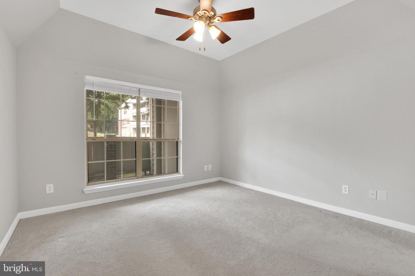 12151 PENDERVIEW LN #2005, FAIRFAX, Virginia 22033, 1 Bedroom Bedrooms, 9 Rooms Rooms,1 BathroomBathrooms,Residential,For sale,12151 PENDERVIEW LN #2005,VAFX2262692 MLS # VAFX2262692 12151 PENDERVIEW LN #2005, FAIRFAX, Virginia 22033, 1 Bedroom Bedrooms, 9 Rooms Rooms,1 BathroomBathrooms,Residential,For sale,12151 PENDERVIEW LN #2005,VAFX2262692 MLS # VAFX2262692