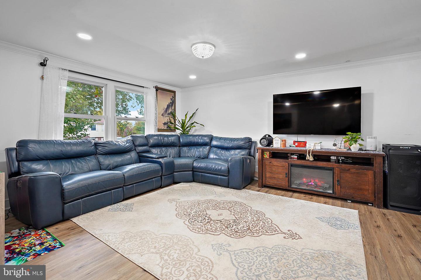 102 N GARFIELD RD, STERLING, Virginia 20164, 4 Bedrooms Bedrooms, ,2 BathroomsBathrooms,Residential,For sale,102 N GARFIELD RD,VALO2105768 MLS # VALO2105768