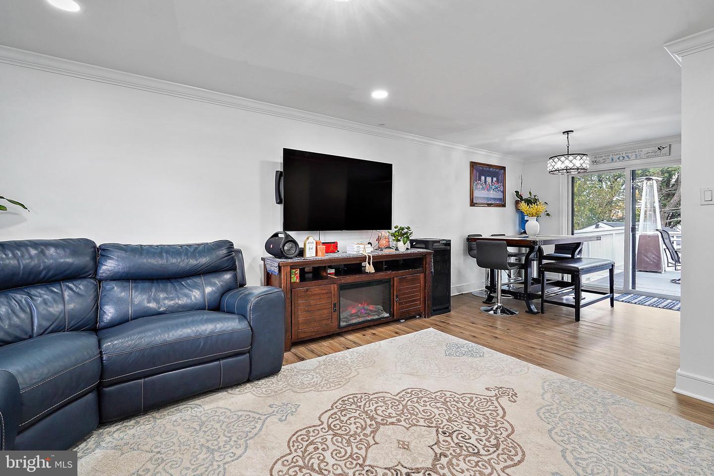 102 N GARFIELD RD, STERLING, Virginia 20164, 4 Bedrooms Bedrooms, ,2 BathroomsBathrooms,Residential,For sale,102 N GARFIELD RD,VALO2105768 MLS # VALO2105768