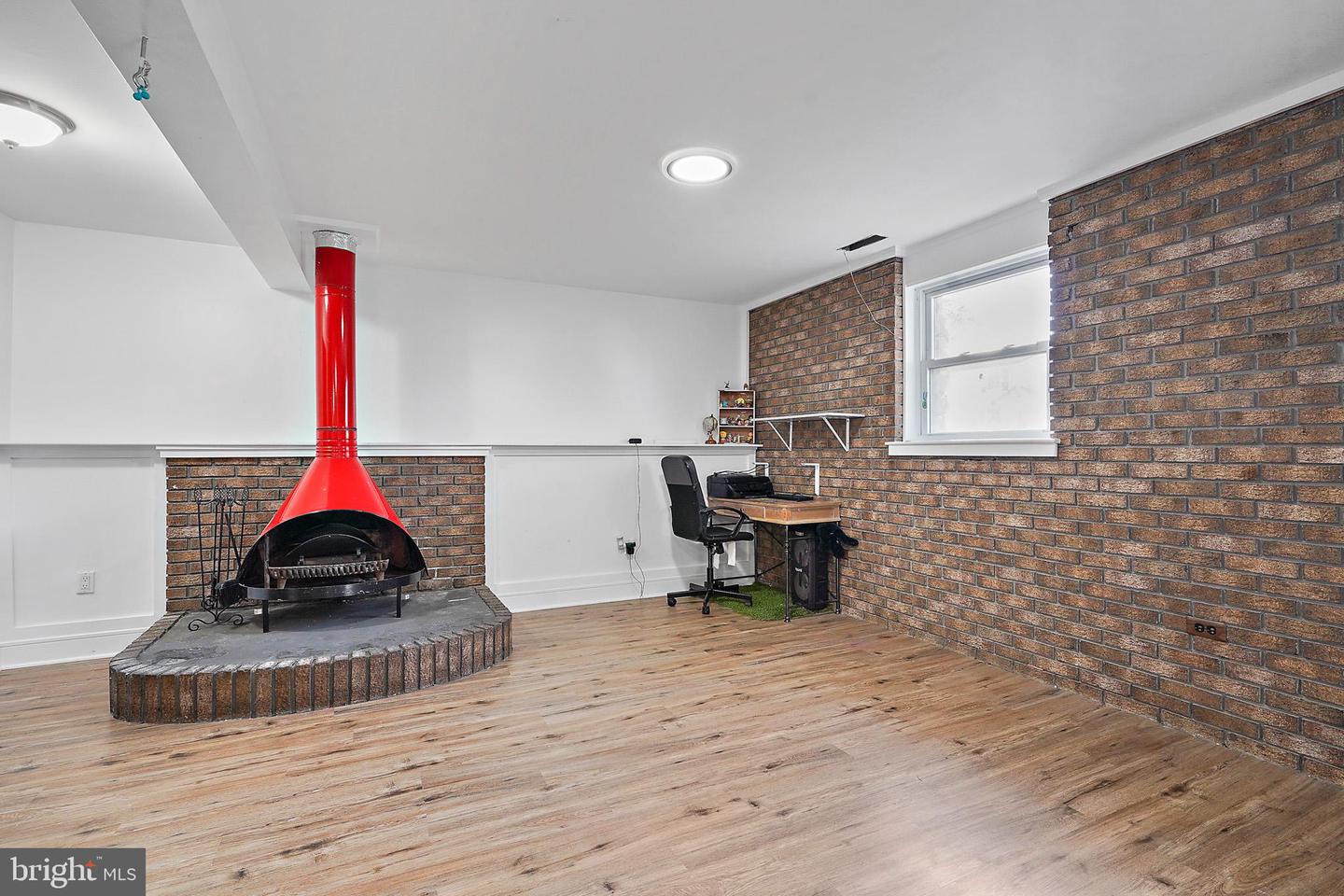 102 N GARFIELD RD, STERLING, Virginia 20164, 4 Bedrooms Bedrooms, ,2 BathroomsBathrooms,Residential,For sale,102 N GARFIELD RD,VALO2105768 MLS # VALO2105768