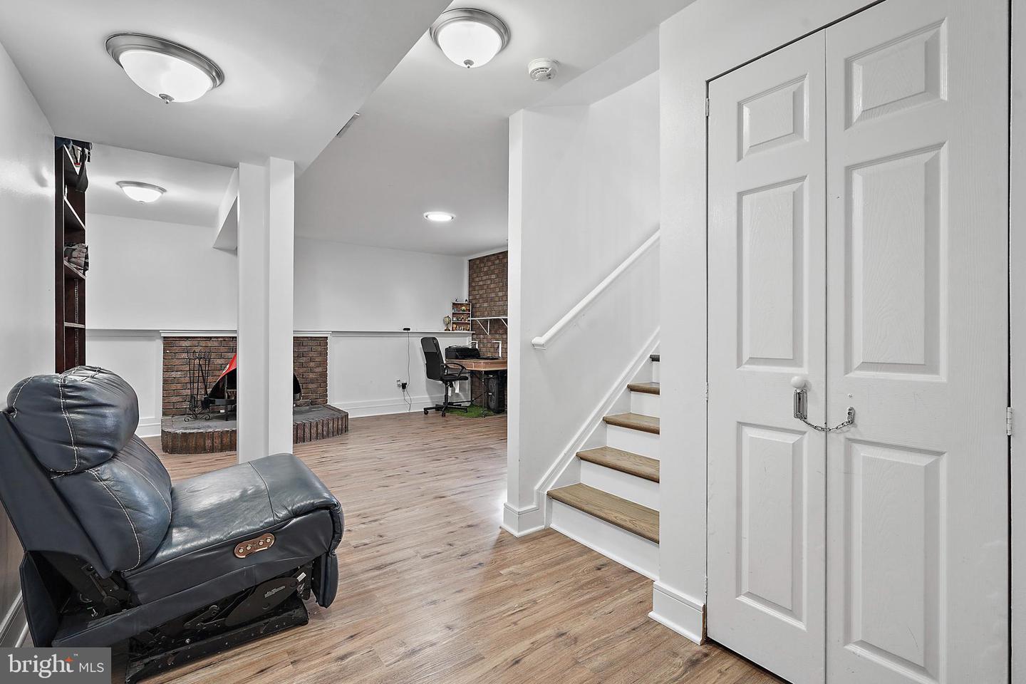 102 N GARFIELD RD, STERLING, Virginia 20164, 4 Bedrooms Bedrooms, ,2 BathroomsBathrooms,Residential,For sale,102 N GARFIELD RD,VALO2105768 MLS # VALO2105768