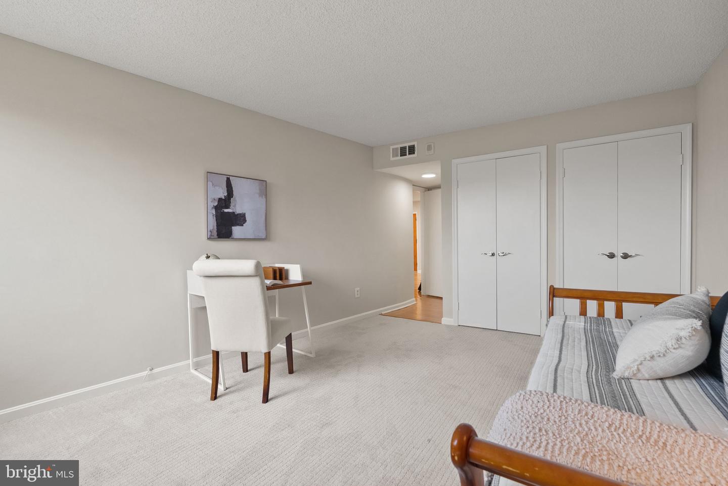 1101 S ARLINGTON RIDGE RD #313, ARLINGTON, Virginia 22202, 2 Bedrooms Bedrooms, 7 Rooms Rooms,2 BathroomsBathrooms,Residential,For sale,1101 S ARLINGTON RIDGE RD #313,VAAR2063160 MLS # VAAR2063160